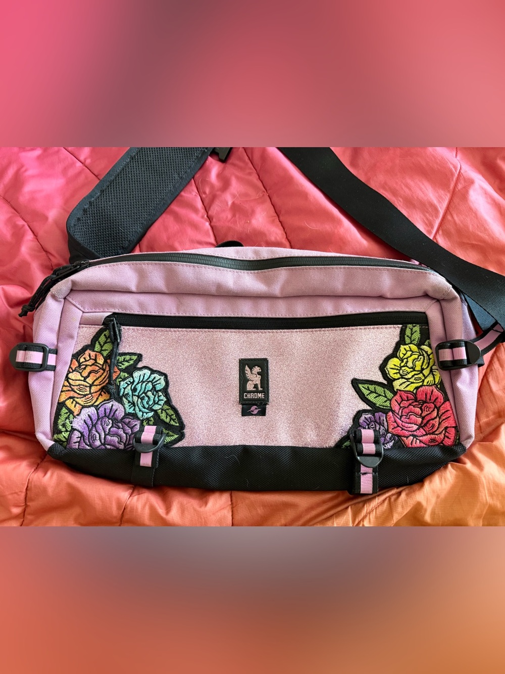Chrome Industries Floral Embroidered Sling Bag RARE and sold out - Picture 2 of 11